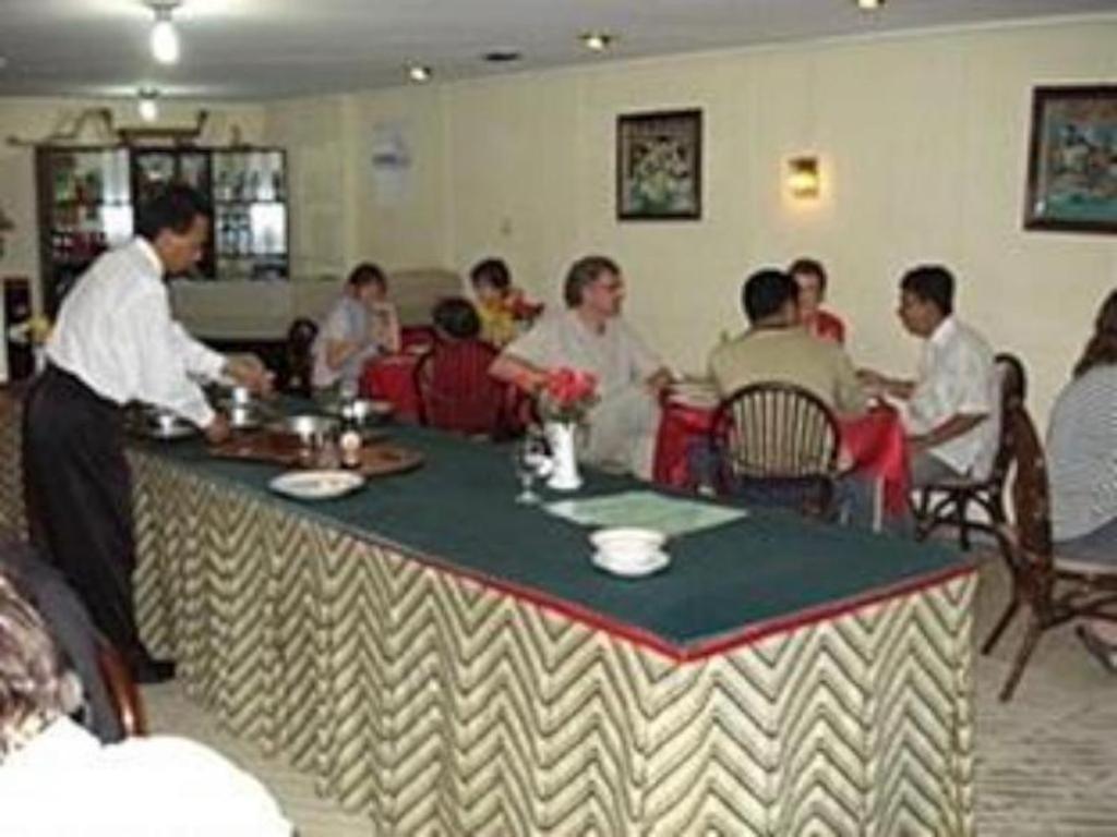 Komajaya Komaratih Hotel Tawangmangu Esterno foto